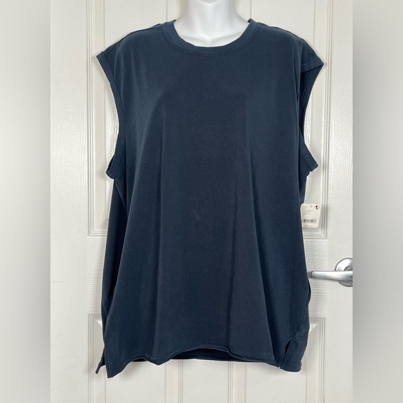 Free People Movement Hot Shot Micro SET- Navy NWT Large - Picture 6 of 14